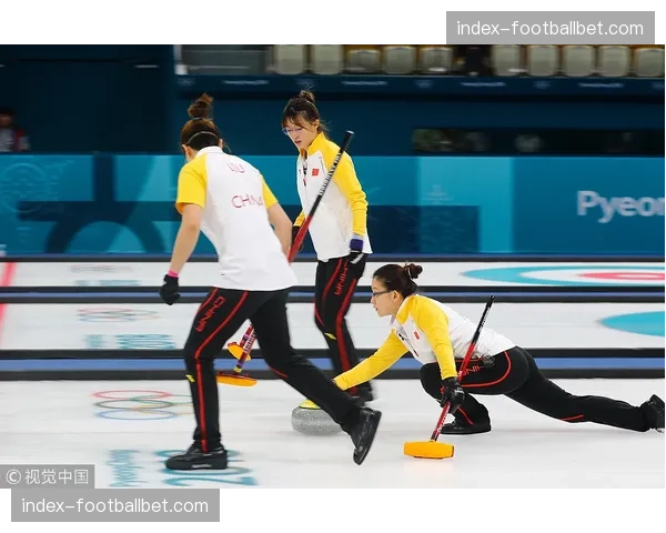 “冰壶混双世锦赛:瑞典与瑞士会师决赛,两队曾交替夺冠” “冰壶混双世锦赛:瑞典与瑞士会师决赛,两队曾交替夺冠”